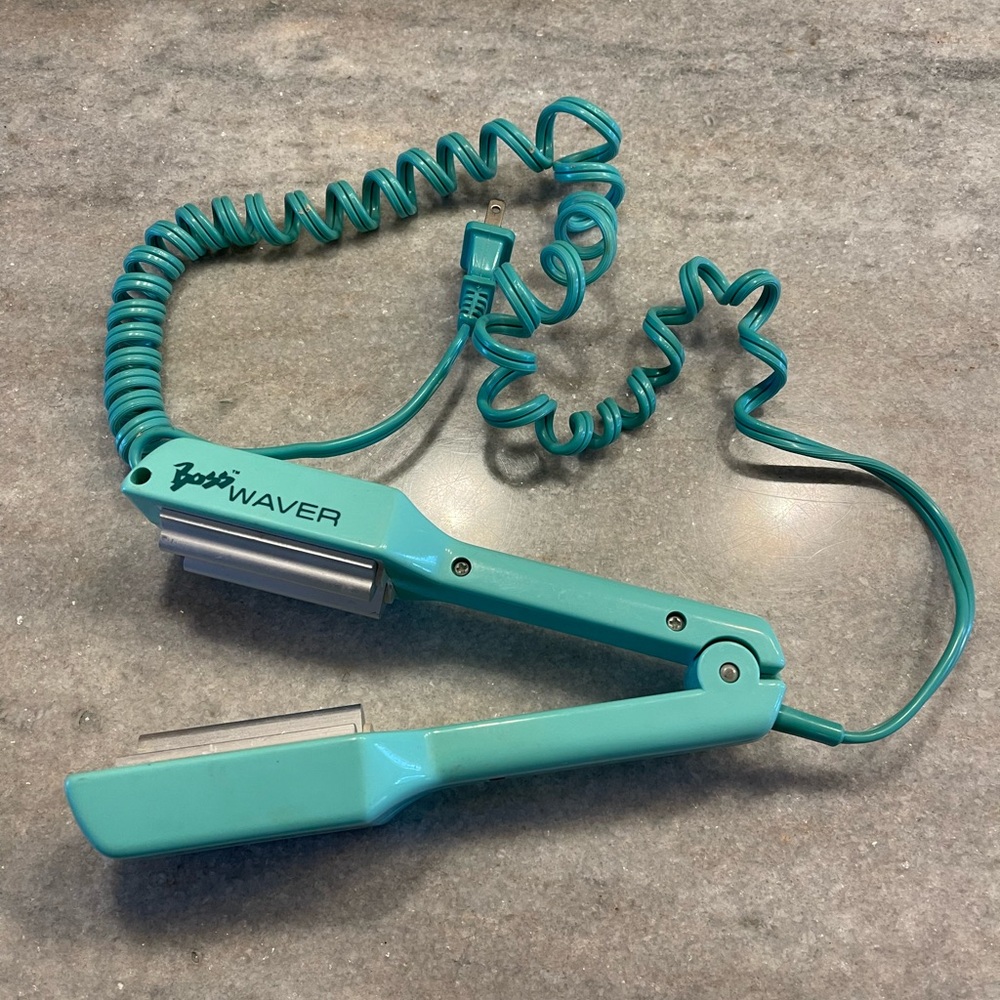 Boss Teal Hair Waver/ Crimping Hair Tool. Works perfectly!